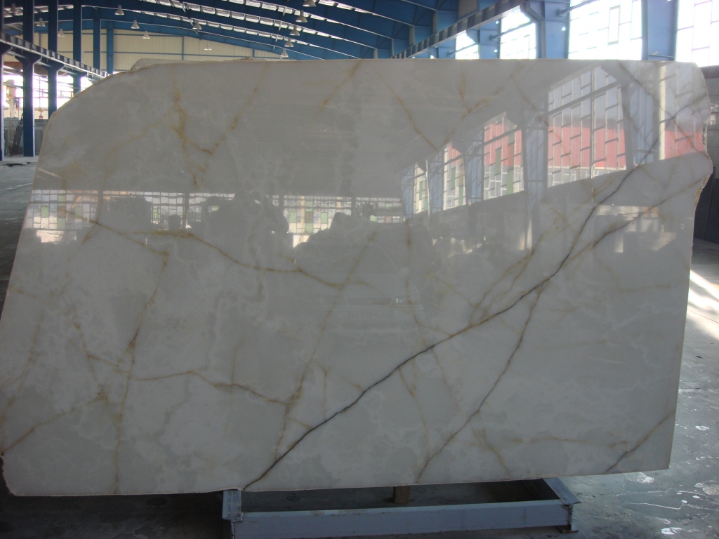 pure white onyx 